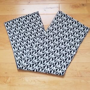 Micharl Kors infinity scarf